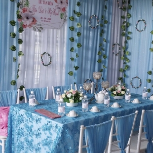 Trang trí gia tiên Bến Lức